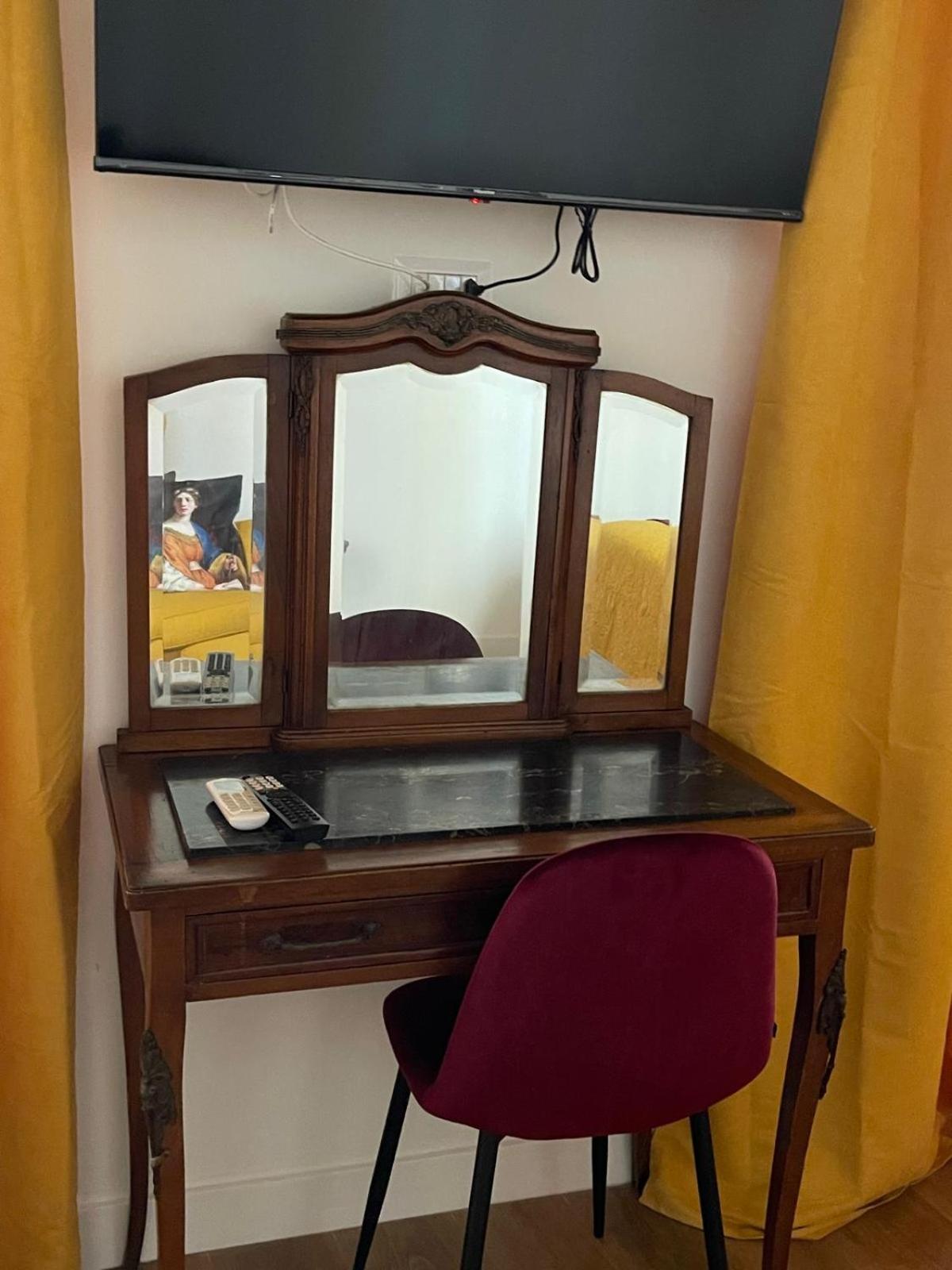 B&B Ventisei Scalini A Trastevere Roma Exterior foto